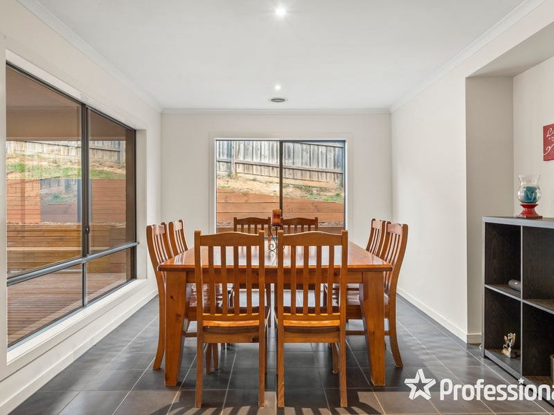 2 Sirocco Court, Wandin North image 6