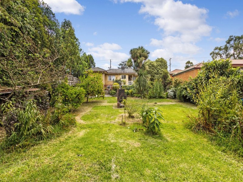 2 Springfield Road, Blackburn image 3
