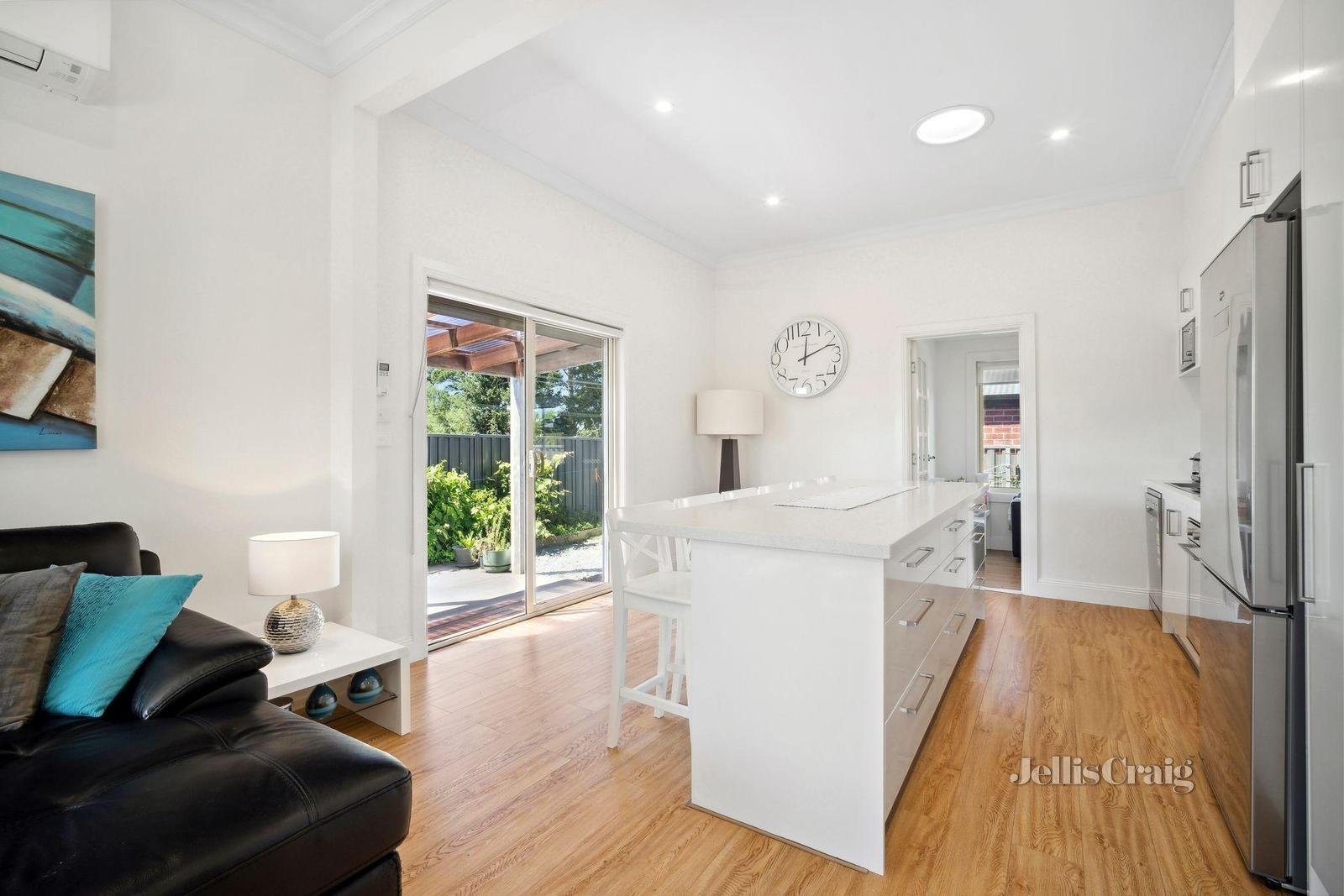 2 Stanbridge Street, Daylesford image 12