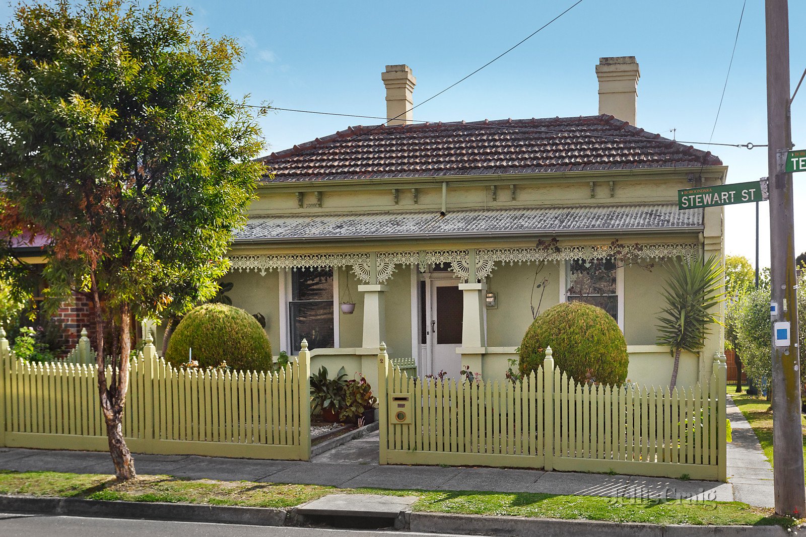 2 Stewart Street, Hawthorn East image 1