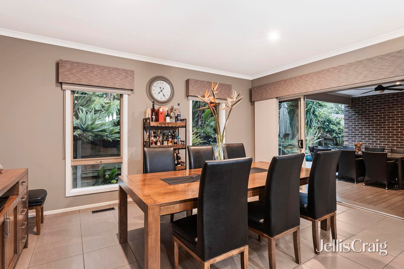 2 Streeton Lane, Doncaster East image 9