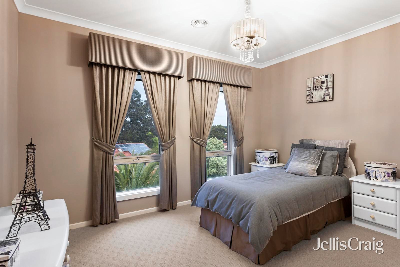 2 Streeton Lane, Doncaster East image 11