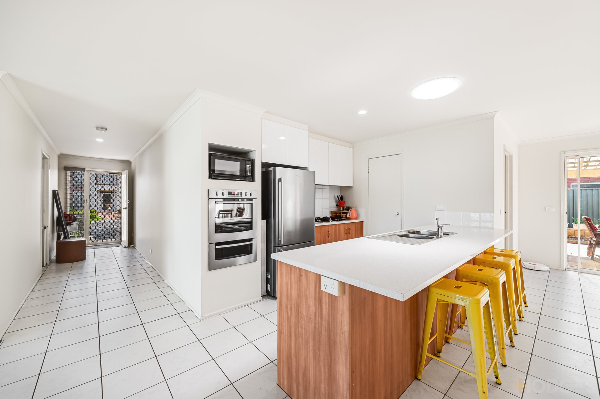 2 Stretton Place Wyndham Vale