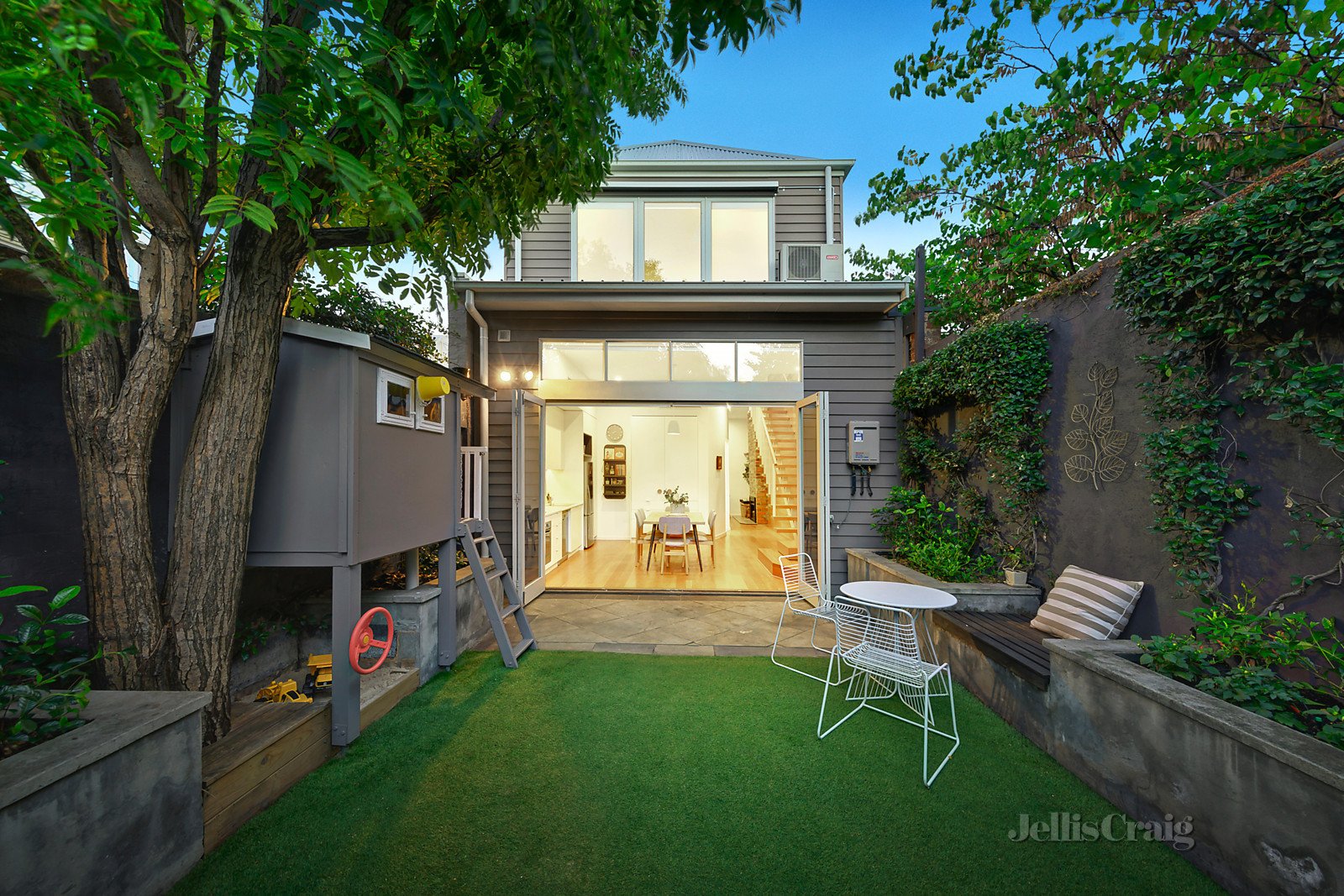 2 Strode Street, Richmond image 1