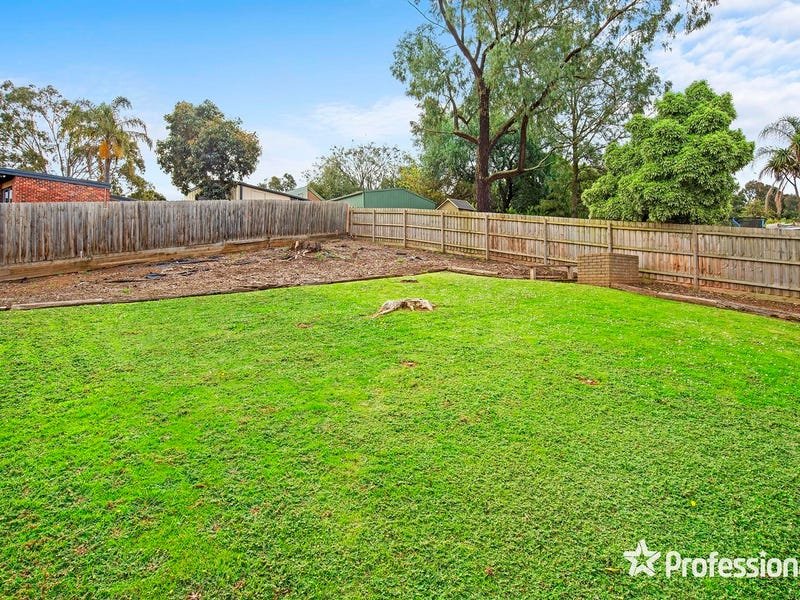 2 Sunburst Court, Mooroolbark image 12