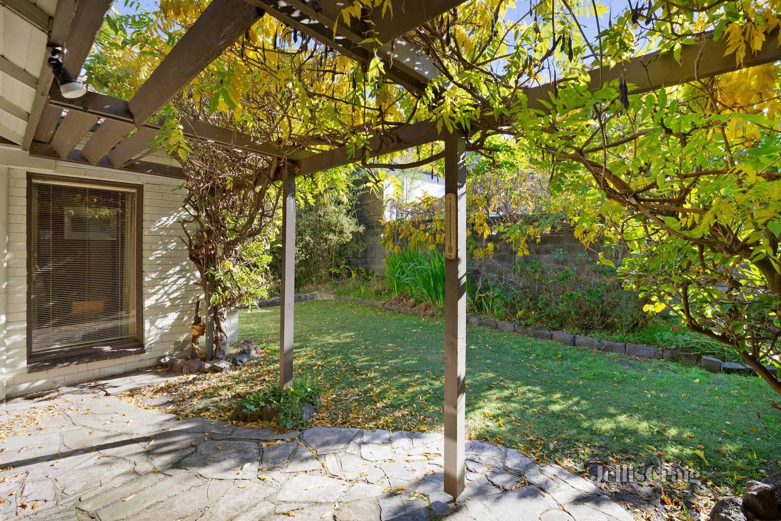 2 Swinton Avenue, Kew image 11