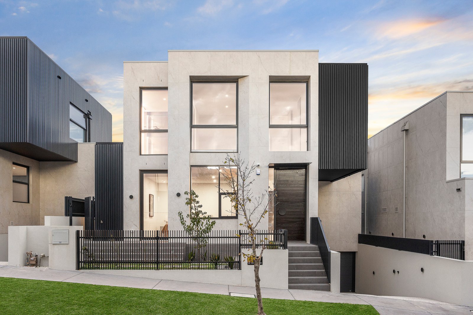2 Tara Avenue