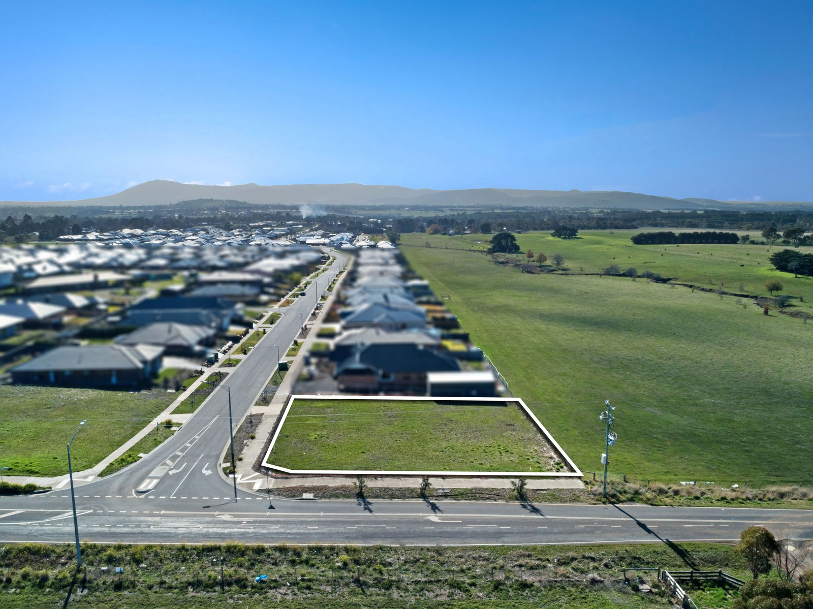 2 Tasman Road, Gisborne, VIC, 3437 RT Edgar