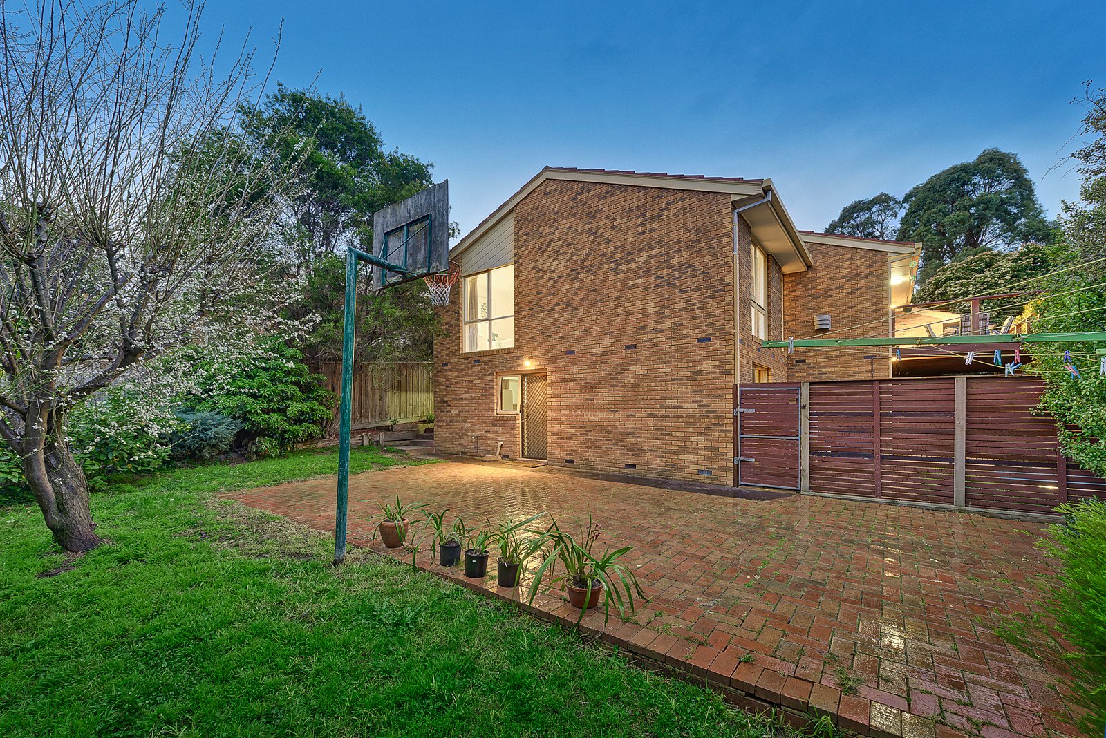 2 Tatterson Court, Templestowe image 9