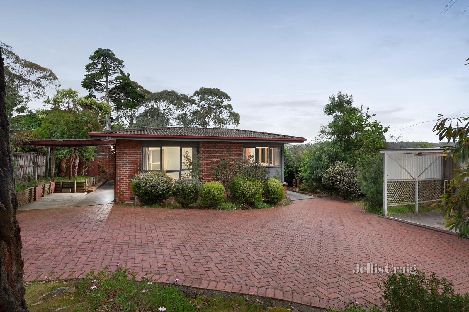 2 Taylor Street, Eltham image 3