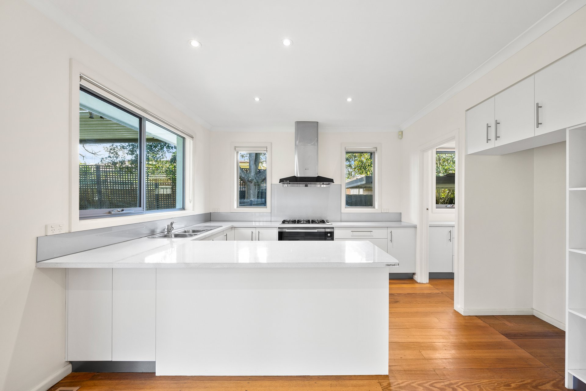 2 Teal Court, Forest Hill image 3