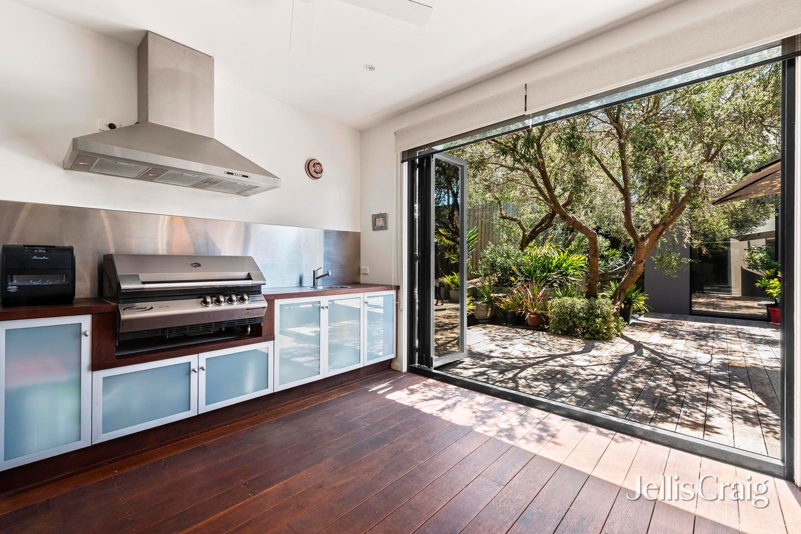 2 Terry Avenue, Sorrento image 12