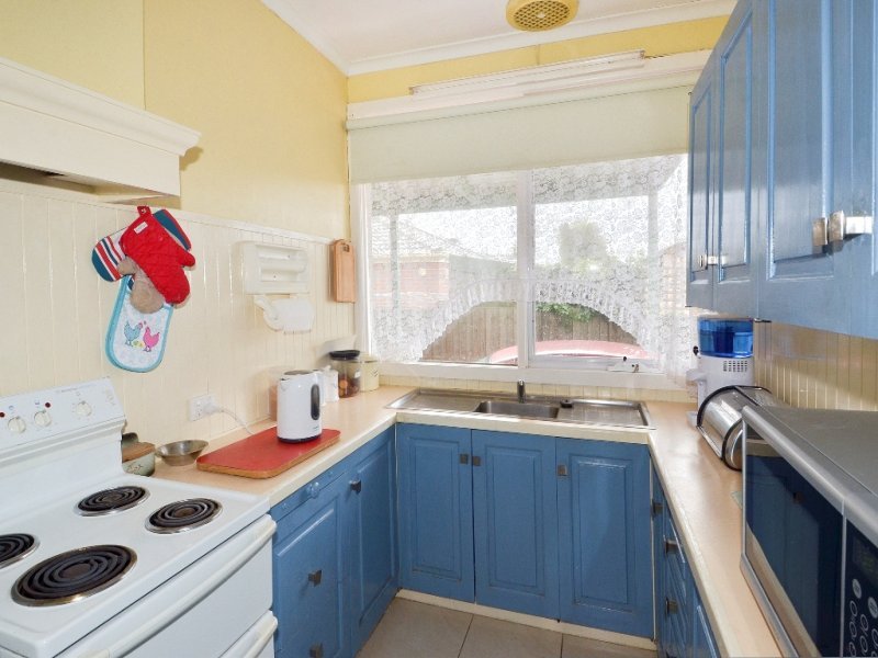 2 Tilly Court, Newcomb image 3