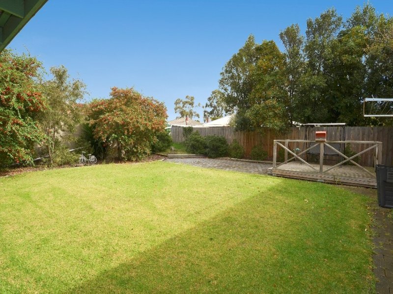 2 Tilly Court, Newcomb image 6