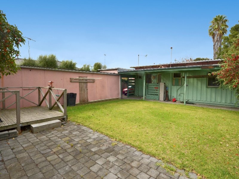 2 Tilly Court, Newcomb image 7