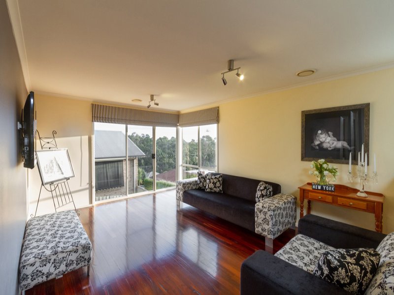 2 Tony Place, Mooroolbark image 5