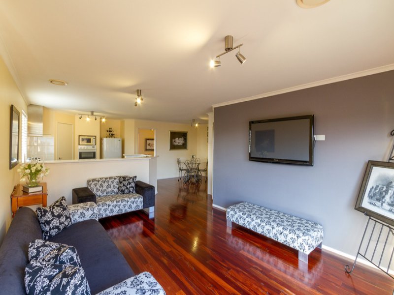 2 Tony Place, Mooroolbark image 6