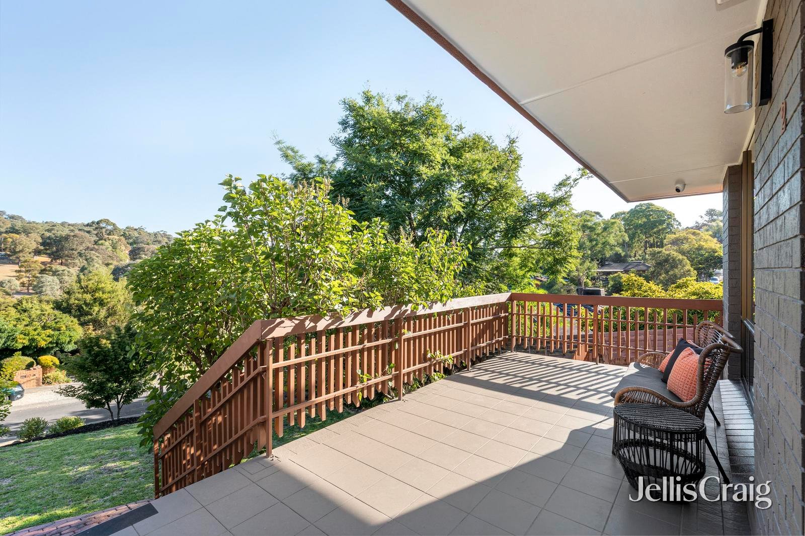 2 Toombarra Place, Greensborough image 2