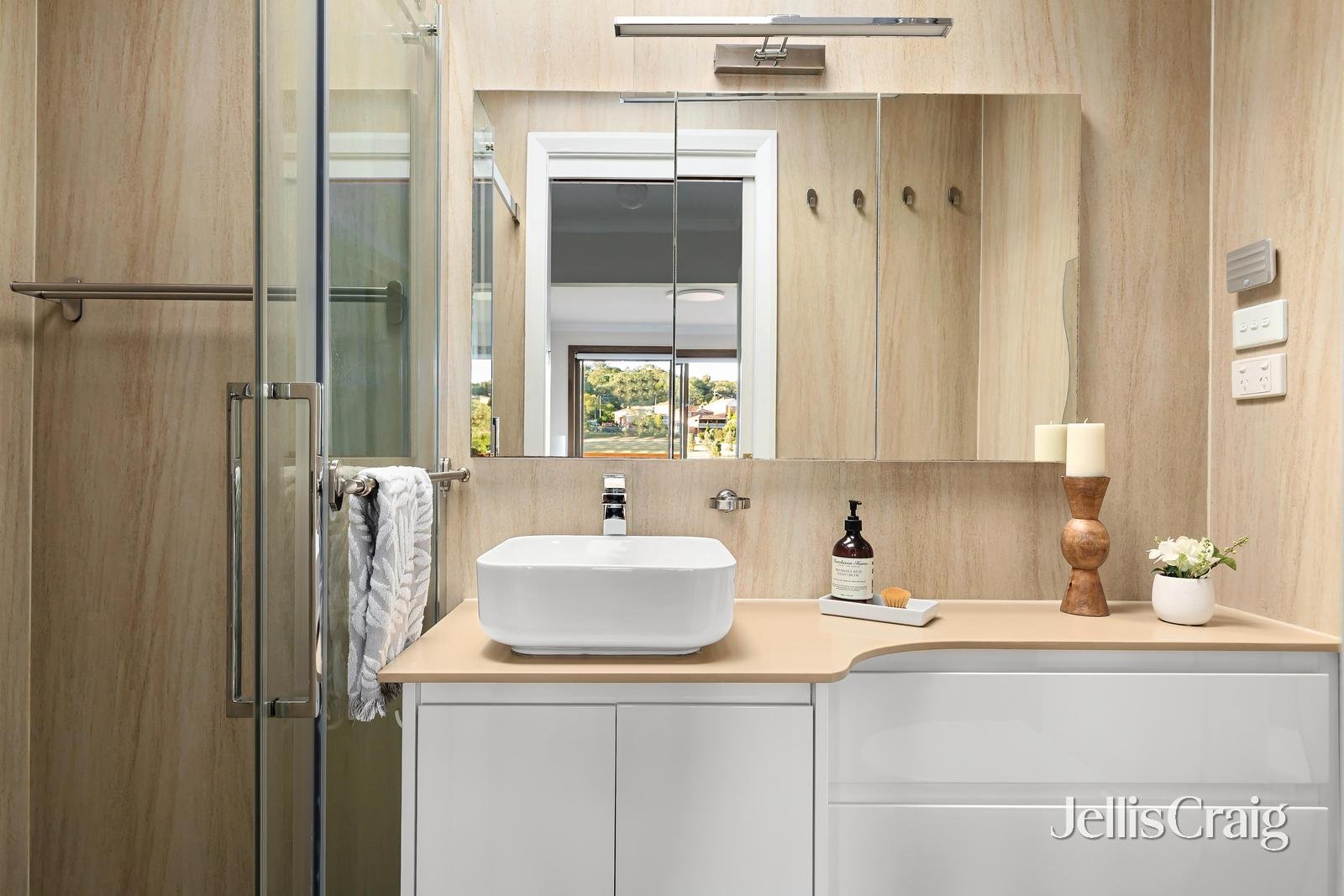 2 Toombarra Place, Greensborough image 13