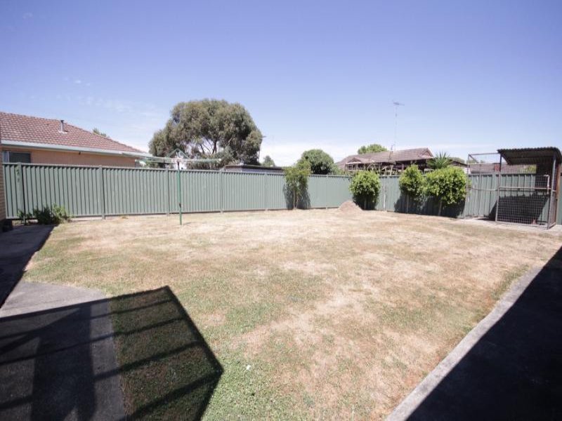 2 Towong Street, Alfredton image 16