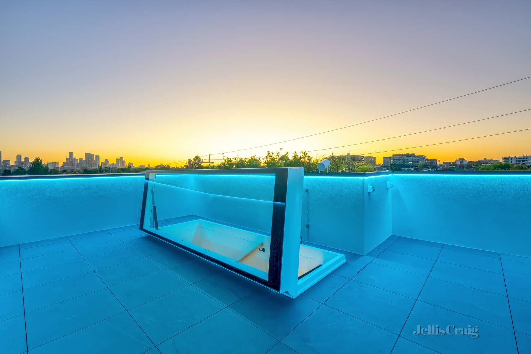 2 Truscott Street, Brunswick East image 7