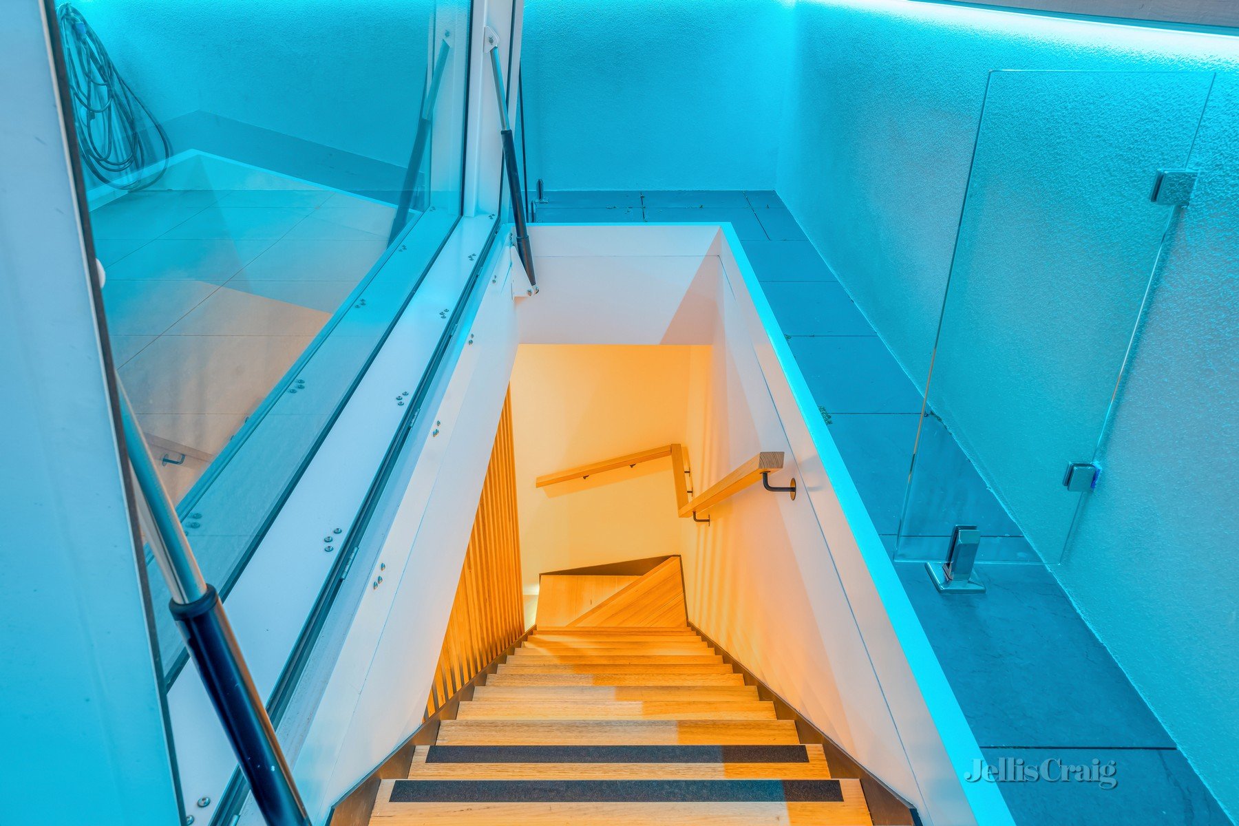 2 Truscott Street, Brunswick East image 6