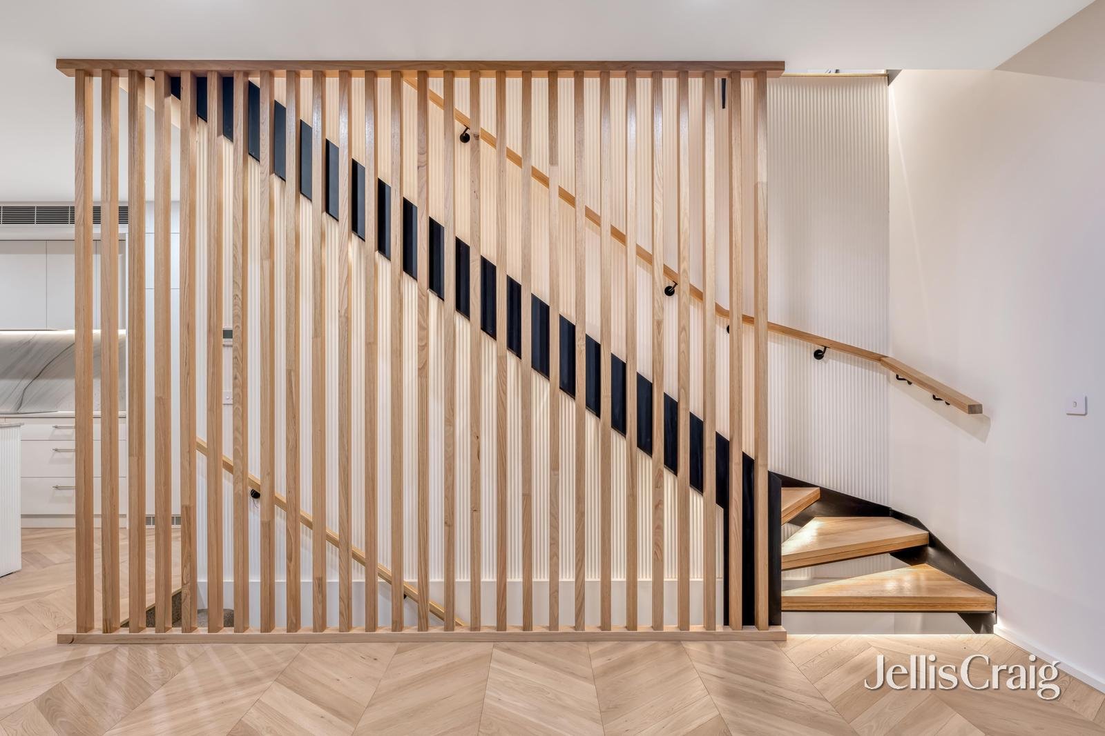 2 Truscott Street, Brunswick&nbsp;East image 4