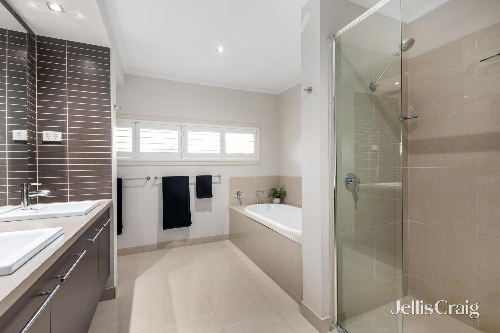 2 Union Road, Surrey Hills image 13