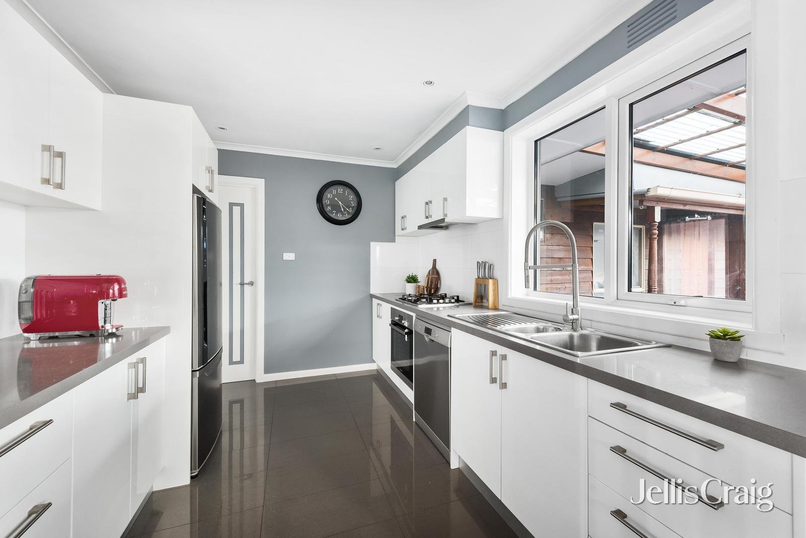 2 Uonga Road, Bentleigh image 5