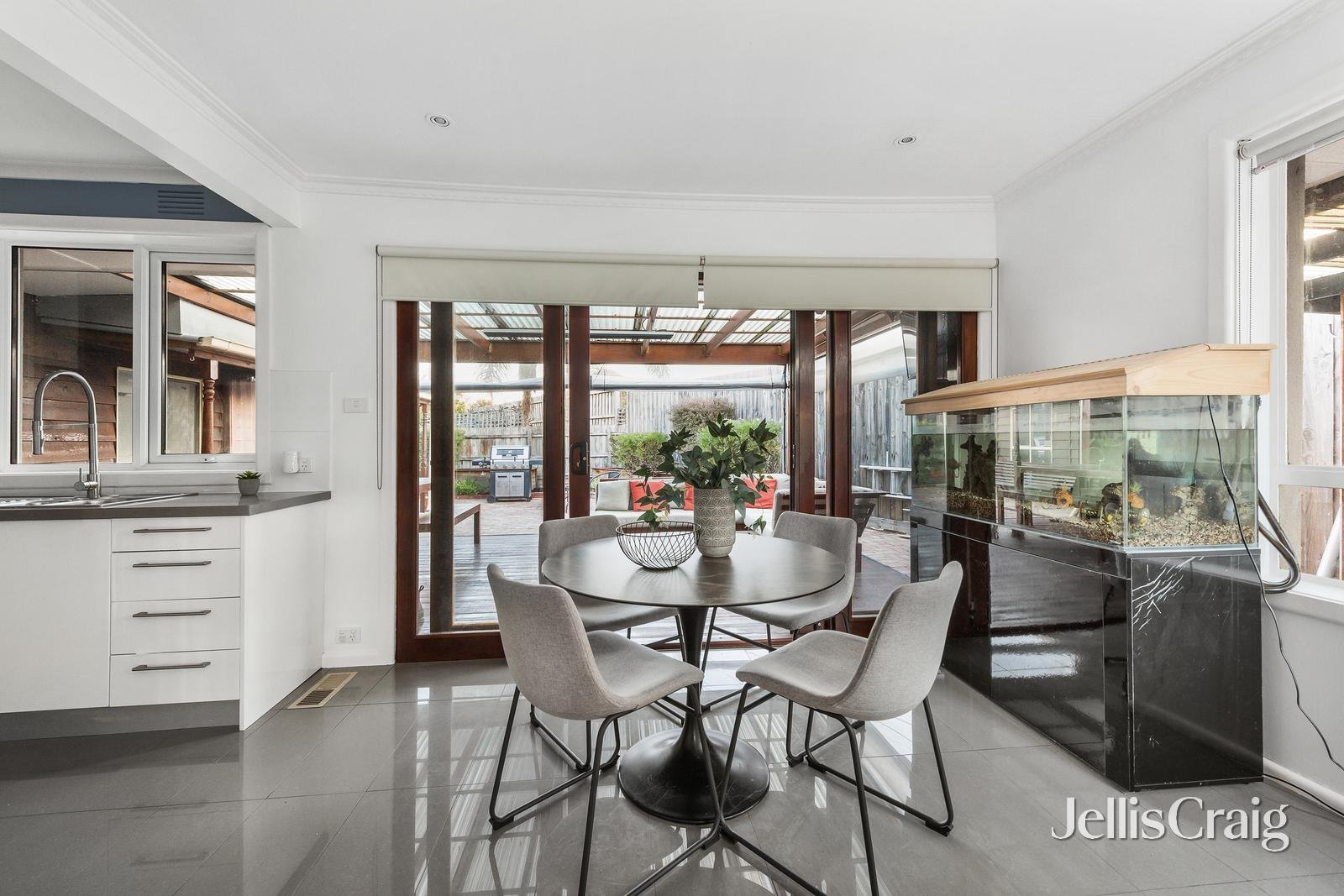 2 Uonga Road, Bentleigh image 6