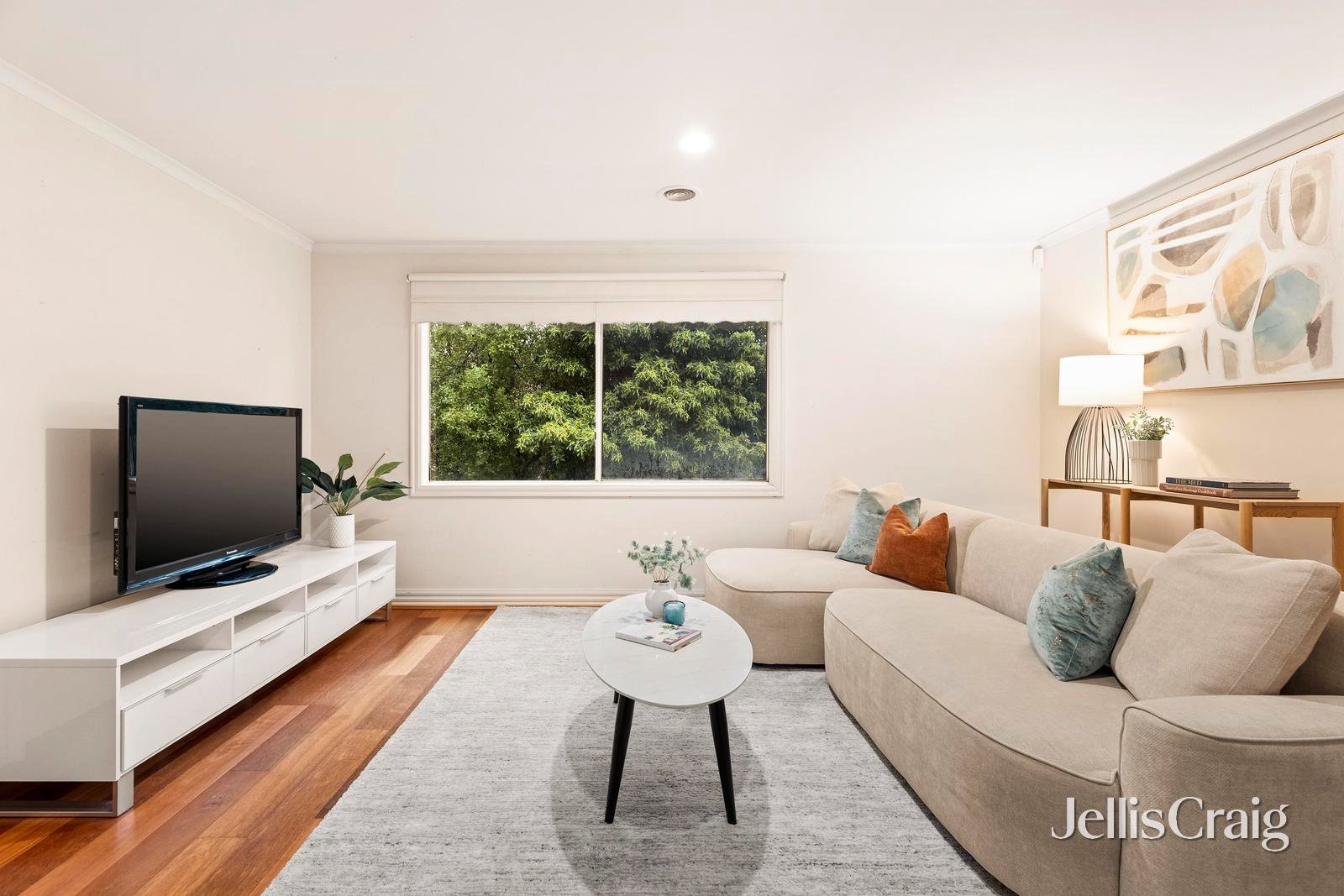 2 Vanessa Court, Warranwood image 8