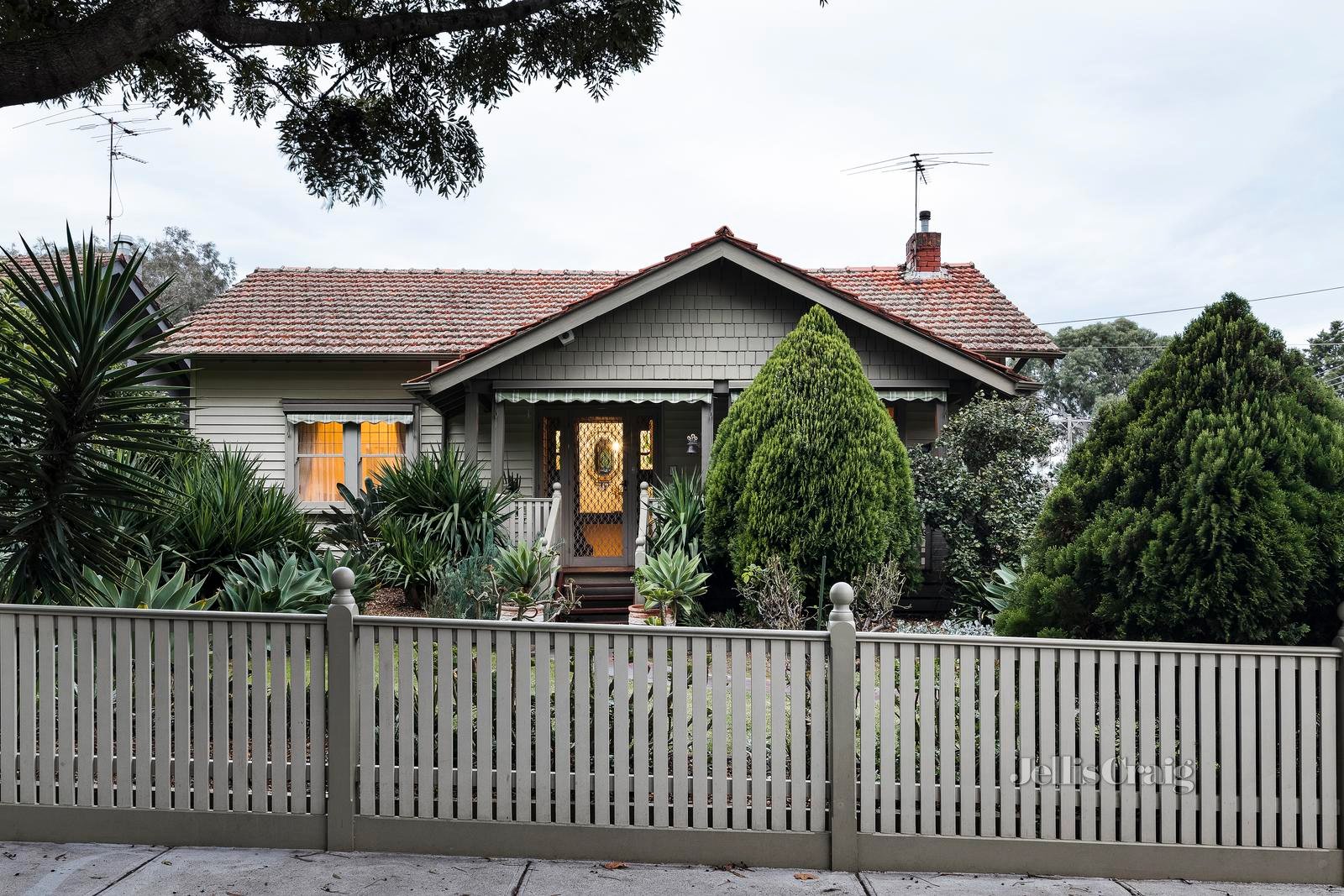 2 View Street, Alphington image 1