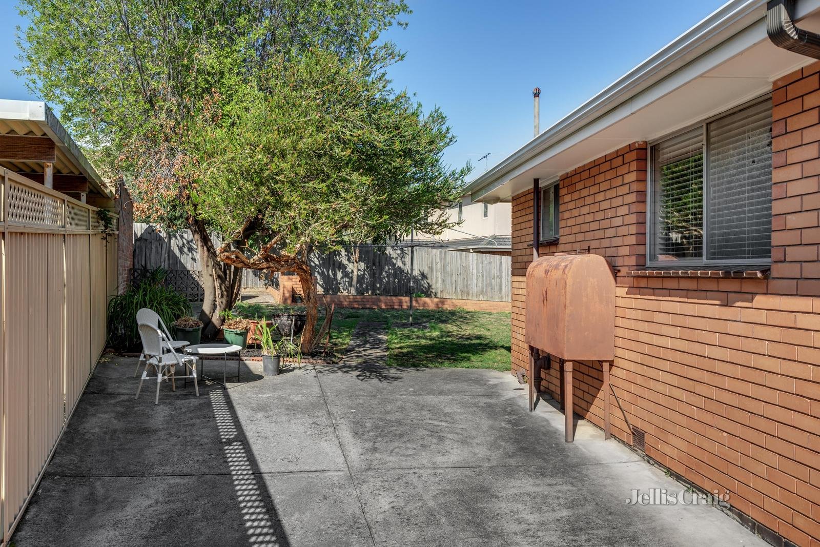 2 Walker Street, Doncaster image 9