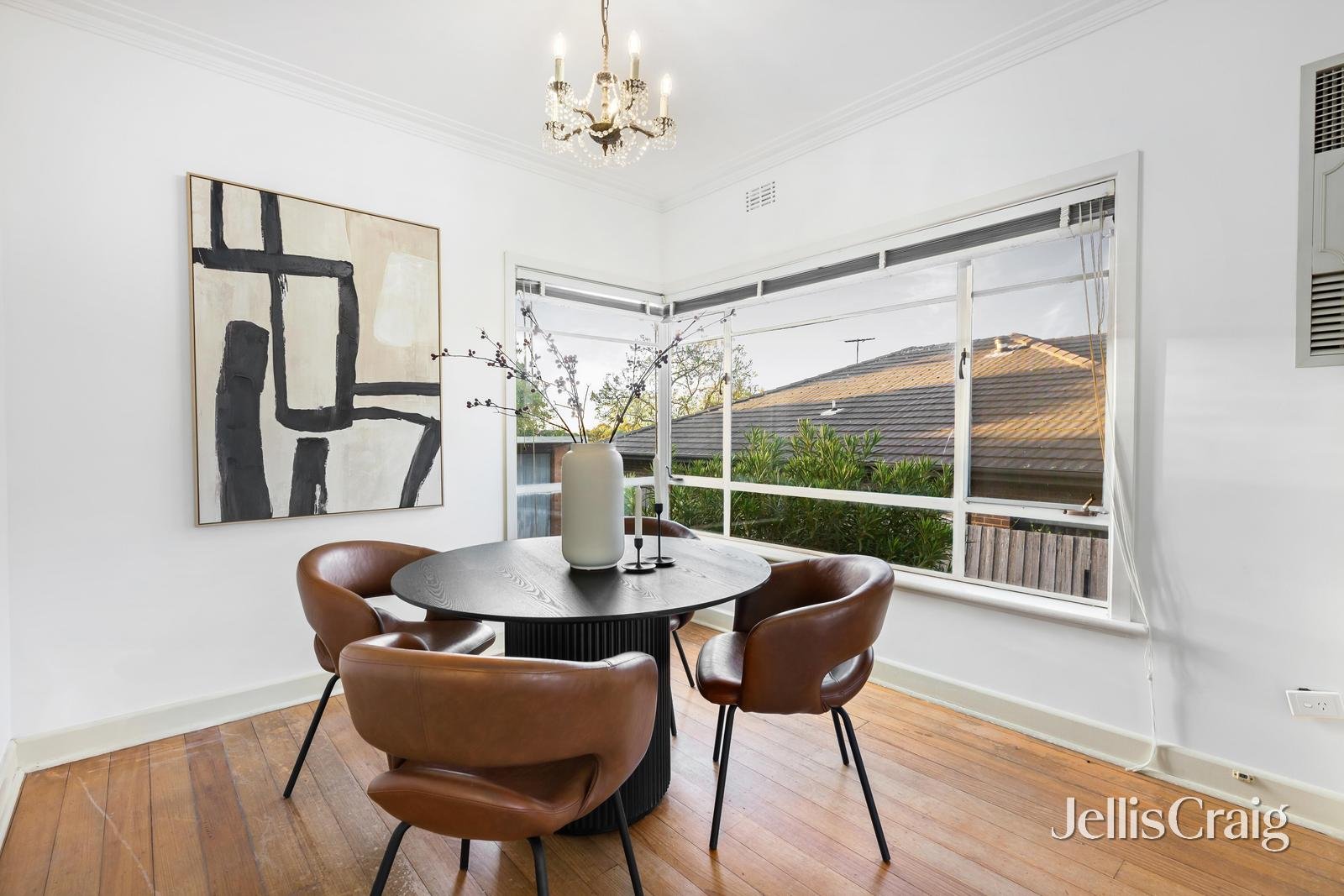 2 Wanbrow Avenue, Balwyn North image 5