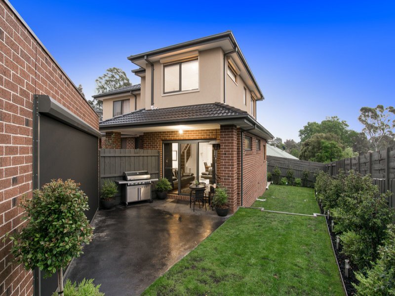 2 Wang Close, Mooroolbark image 16