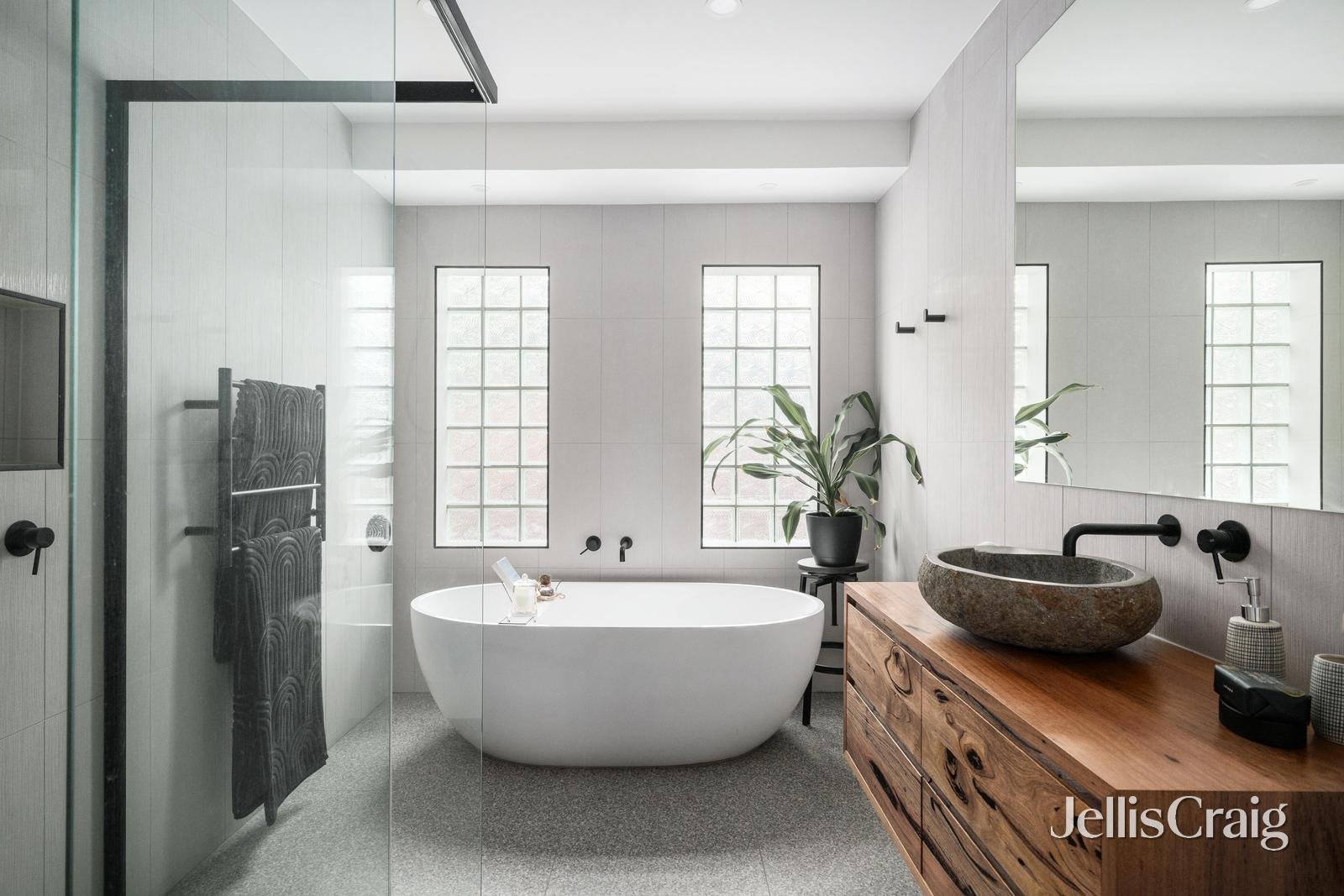 2 Warrool Court, Greensborough image 18