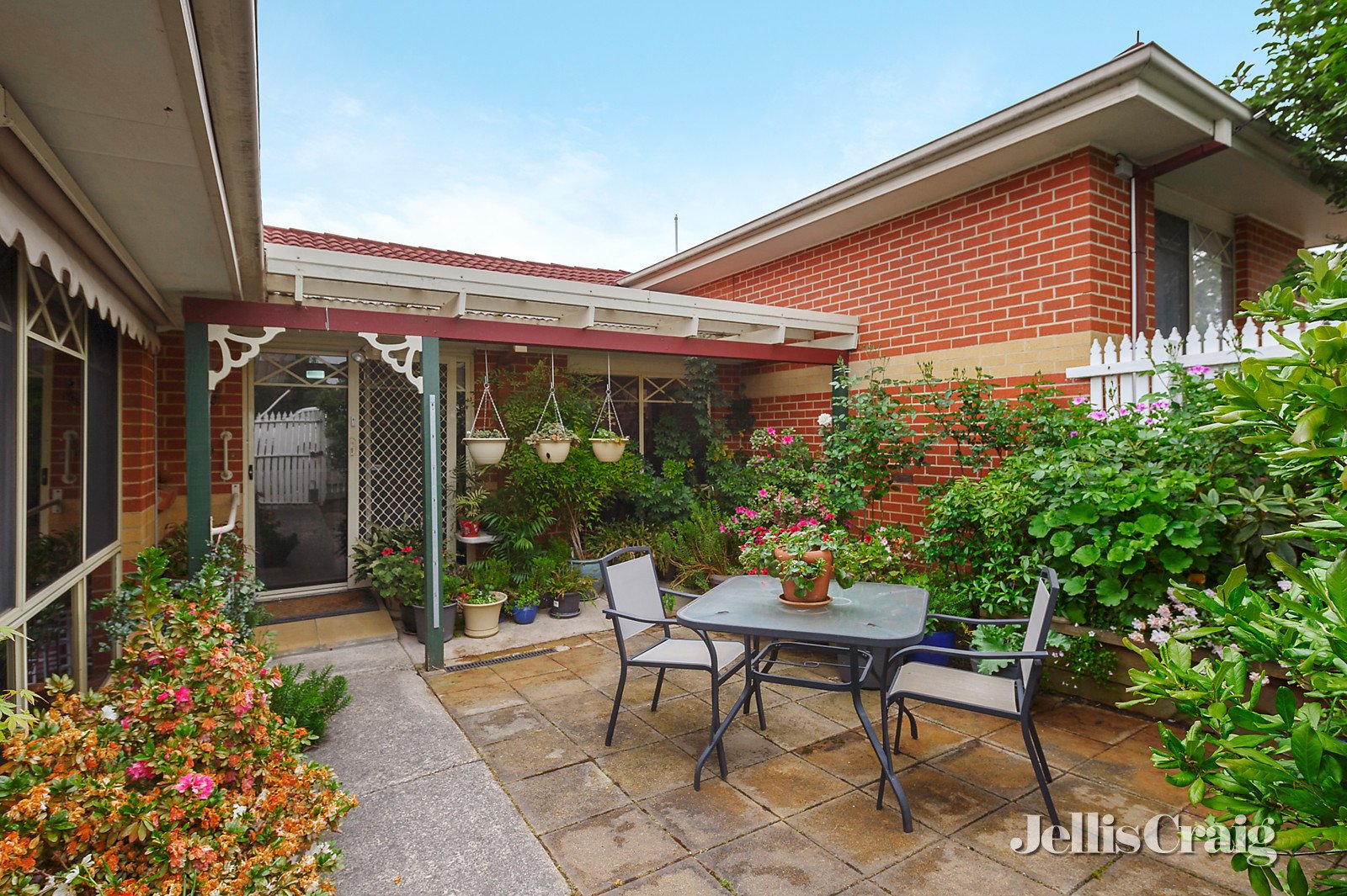 2 Wattle Avenue, Ringwood image 5