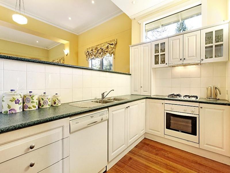 2 Wellman Street, Box Hill South image 6