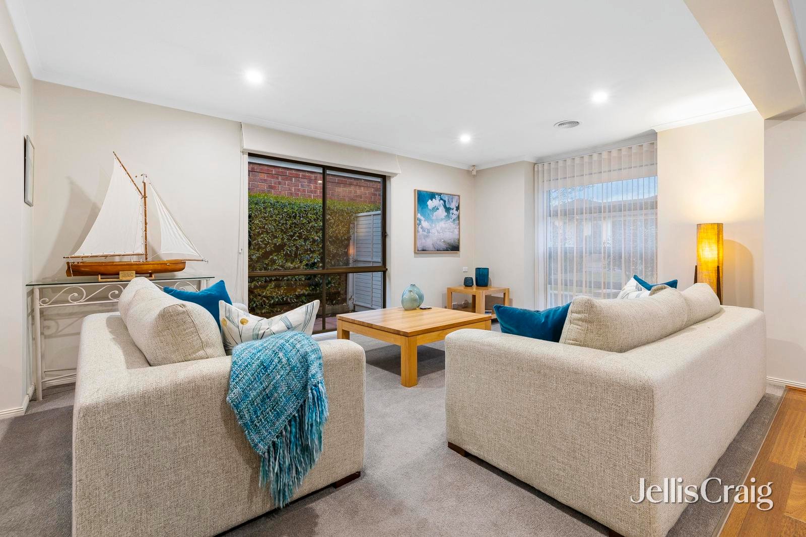 2 Whitsunday Court, Mount Martha image 2