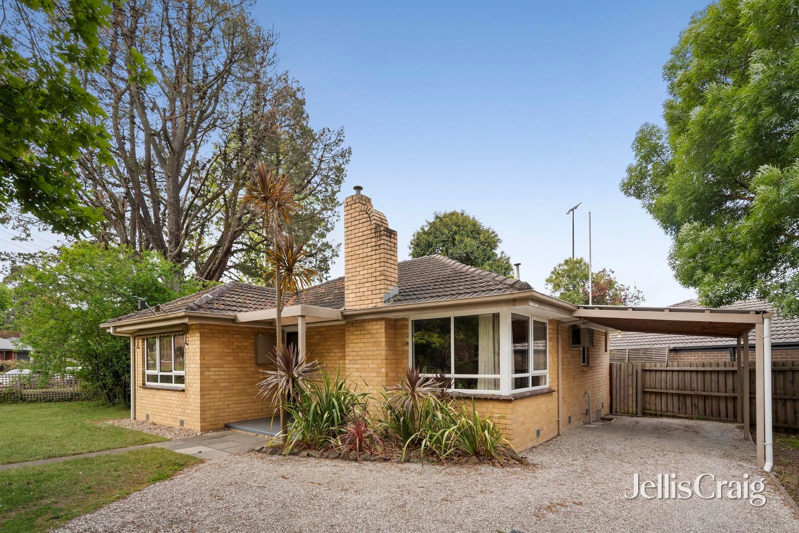 2 William Road, Croydon image 1