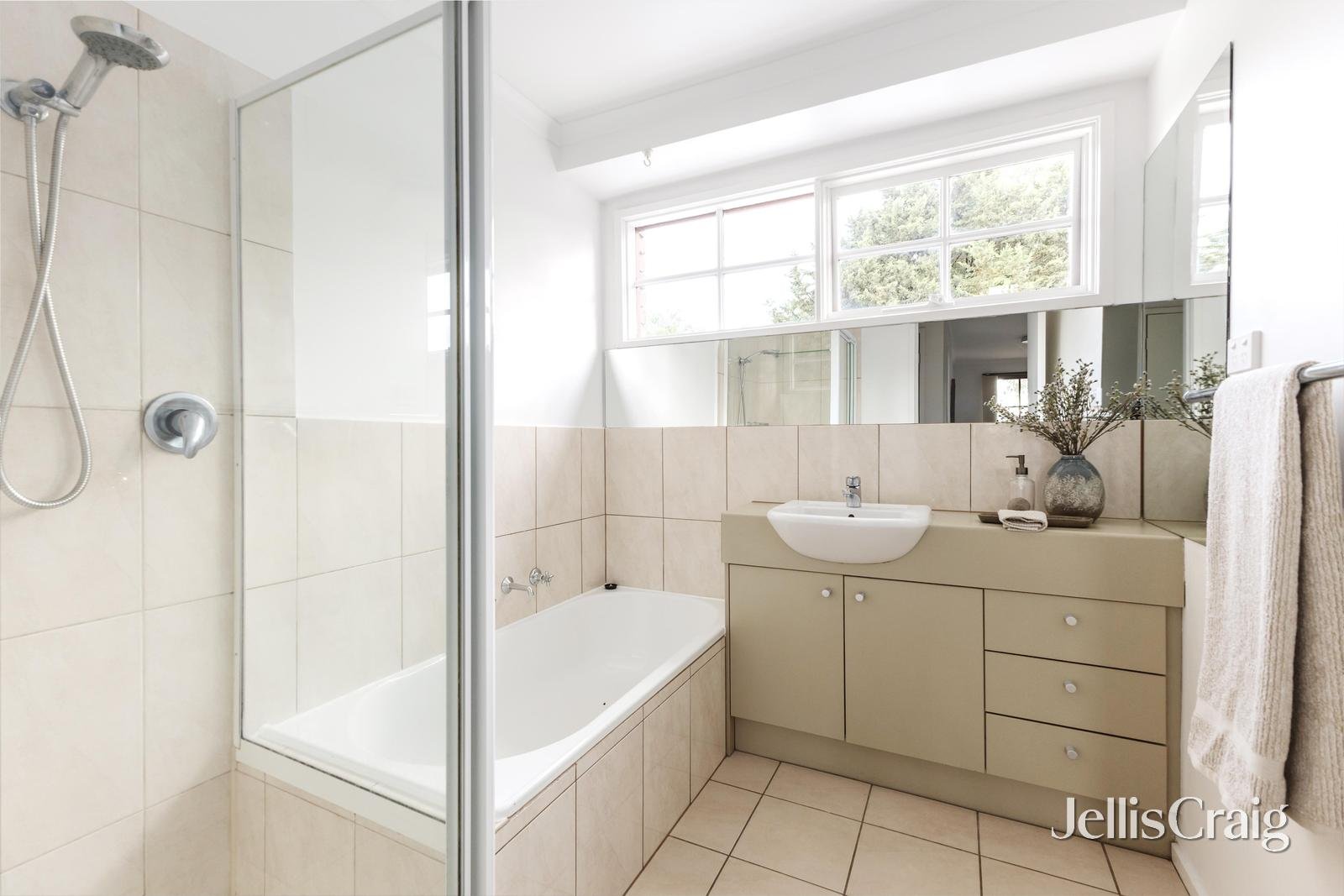 2 Wooded Way, Montmorency image 7