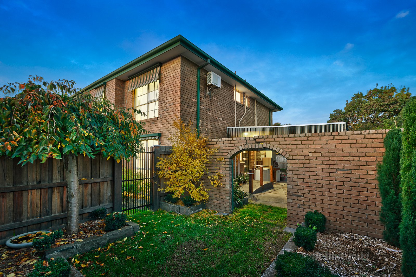 2 Woodlea Street, Doncaster East image 8