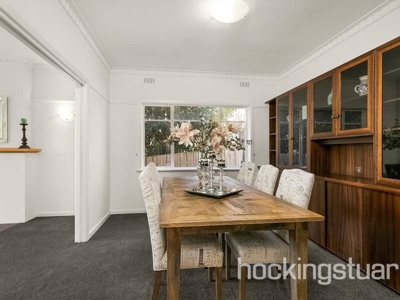 2 Wynyard Crescent, Balwyn North image 6