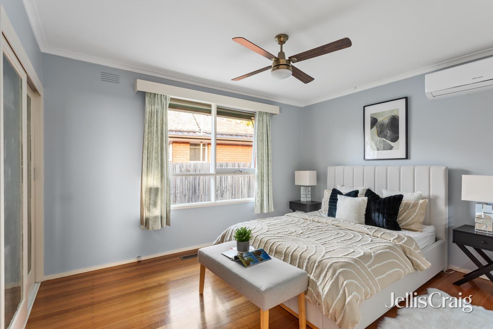 2 Wyuna Court, Bentleigh image 8