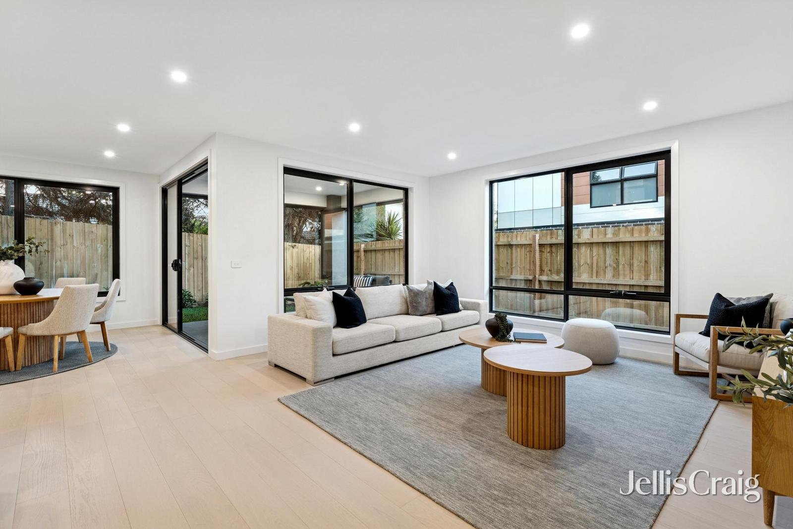 2 Zander Court, Doncaster image 7