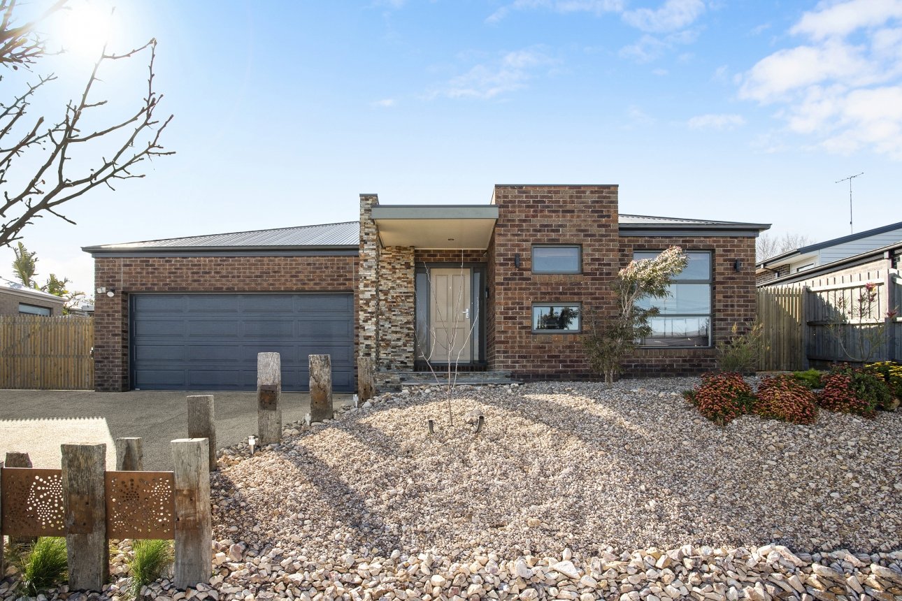 20 Aitkenside Avenue, Highton image 1
