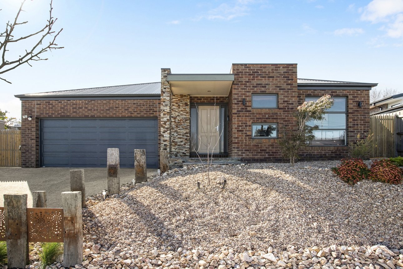 20 Aitkenside Avenue, Highton image 13