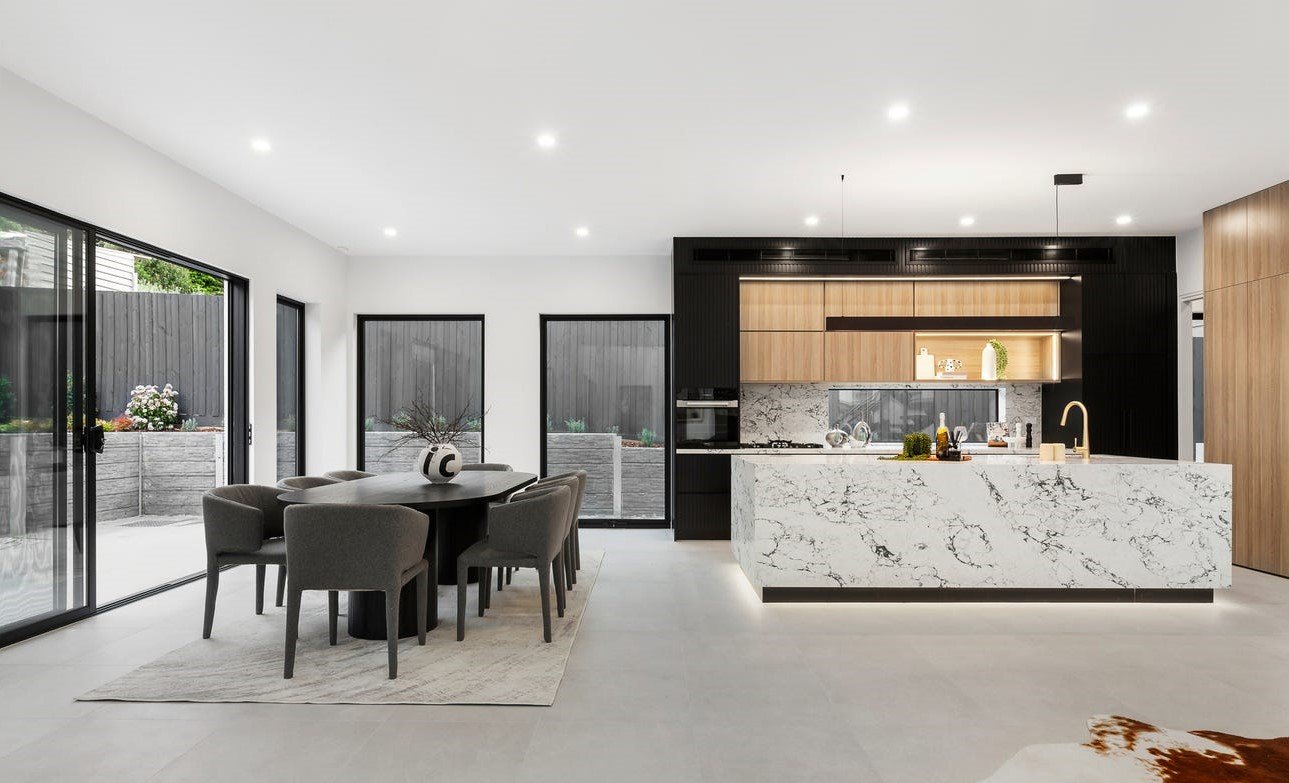 20 Ajax Drive, Wheelers Hill image 2
