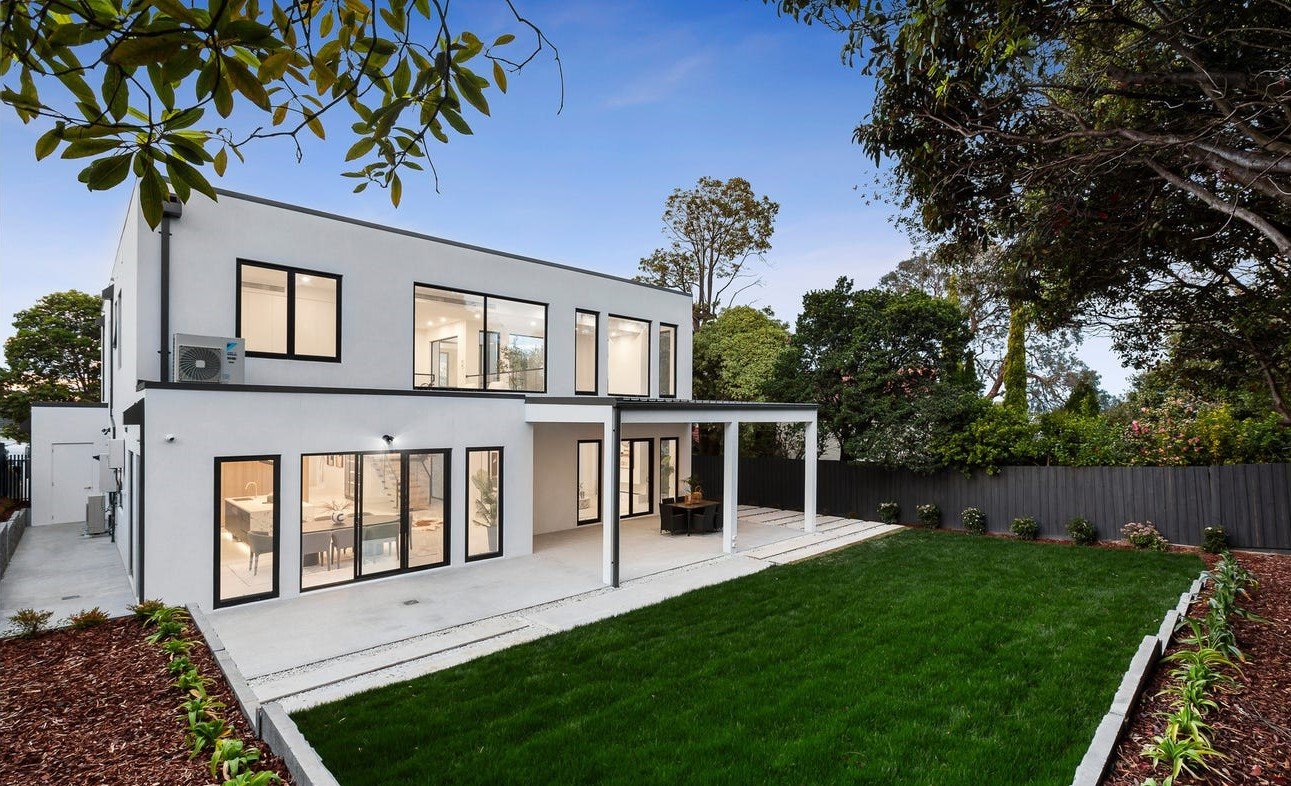 20 Ajax Drive, Wheelers Hill image 10