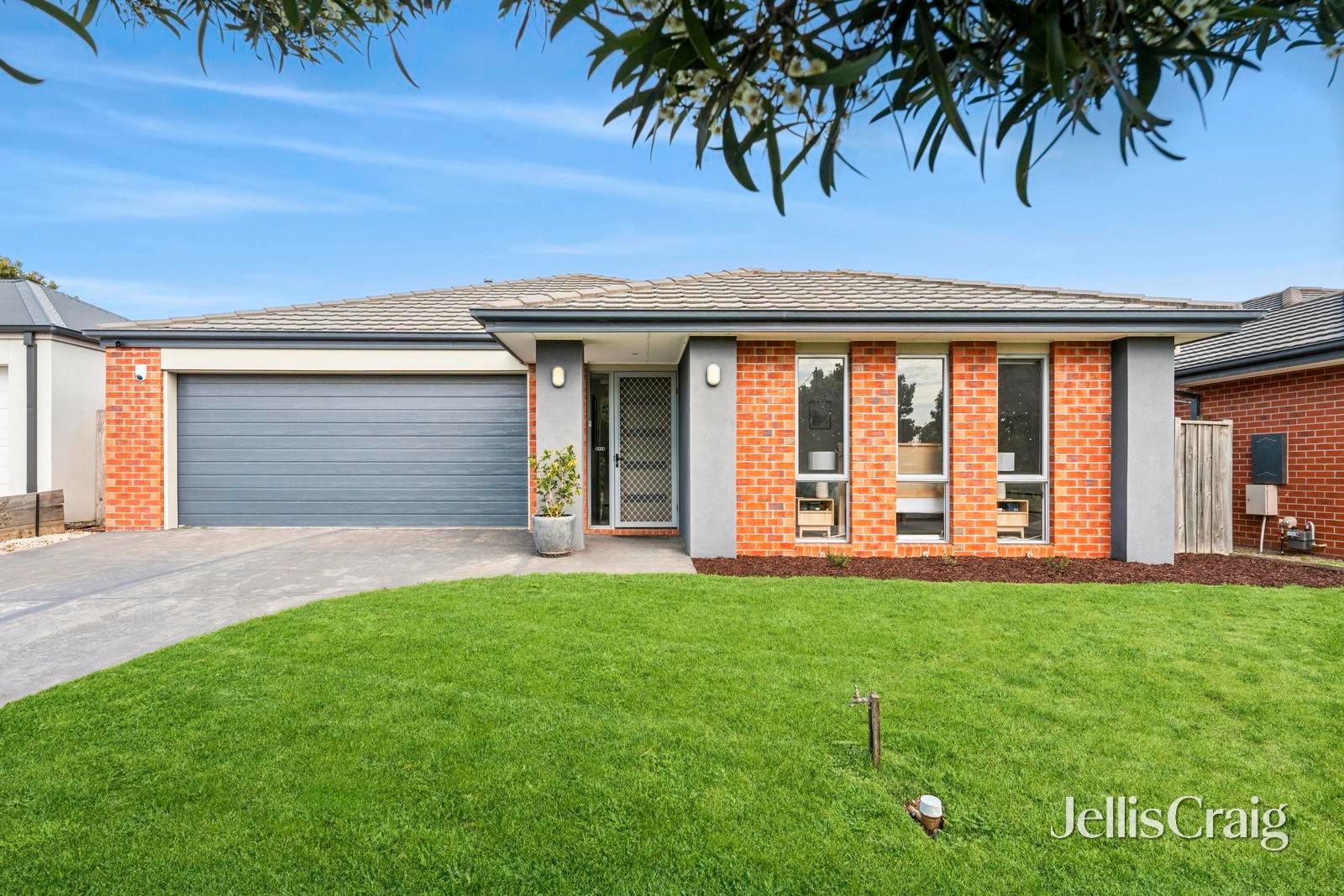 20 Amber Avenue, Curlewis image 1